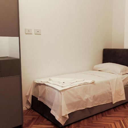 Attia Residence Wifi - Duomo In 10 Min Milánó Kültér fotó